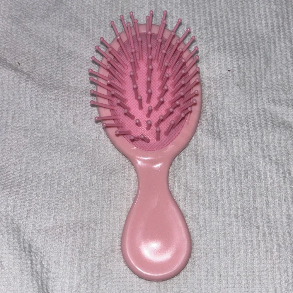 Hello Kitty Pink Hairbrush